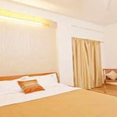 Hotel Holiday Home Bangalore Dış mekan fotoğraf